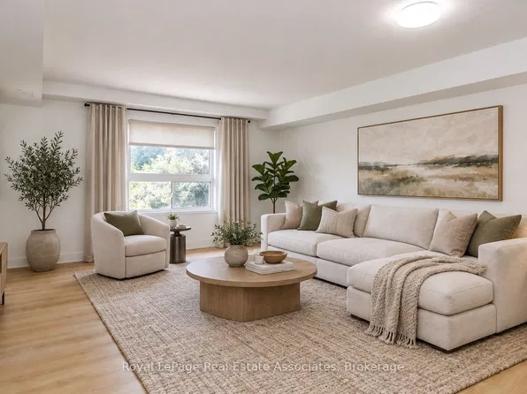 94 Sanford St, Barrie, ON
