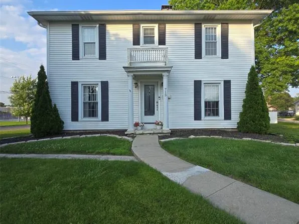 713 N State St, Jerseyville, IL 62052