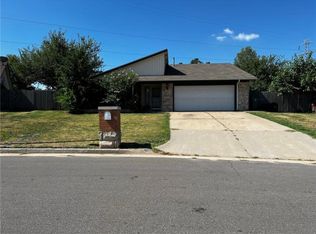 7004 Elk Canyon Rd, Oklahoma City, OK 73162
