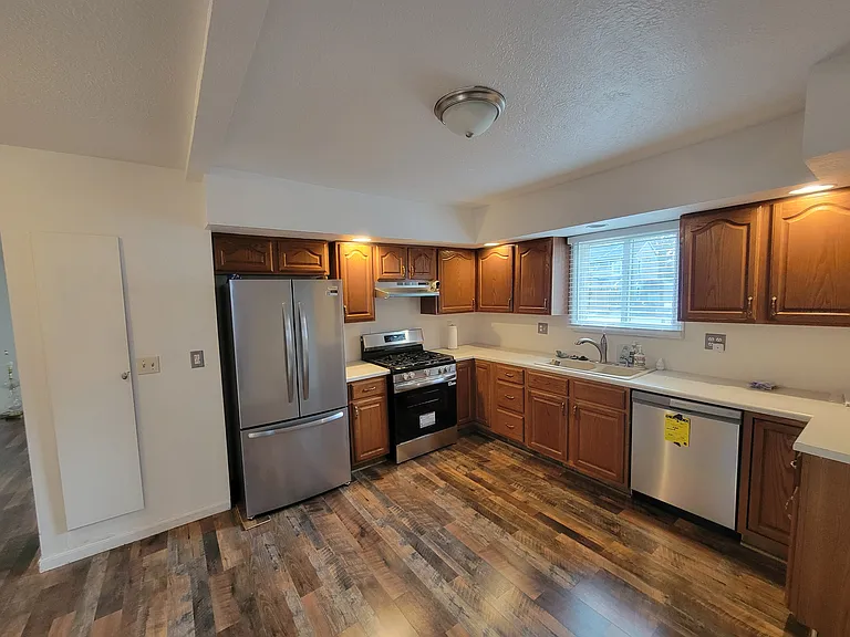 2241 Vaness Dr — Photo 13