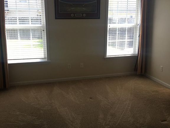 3rd image of 6105 Ashbury Ln