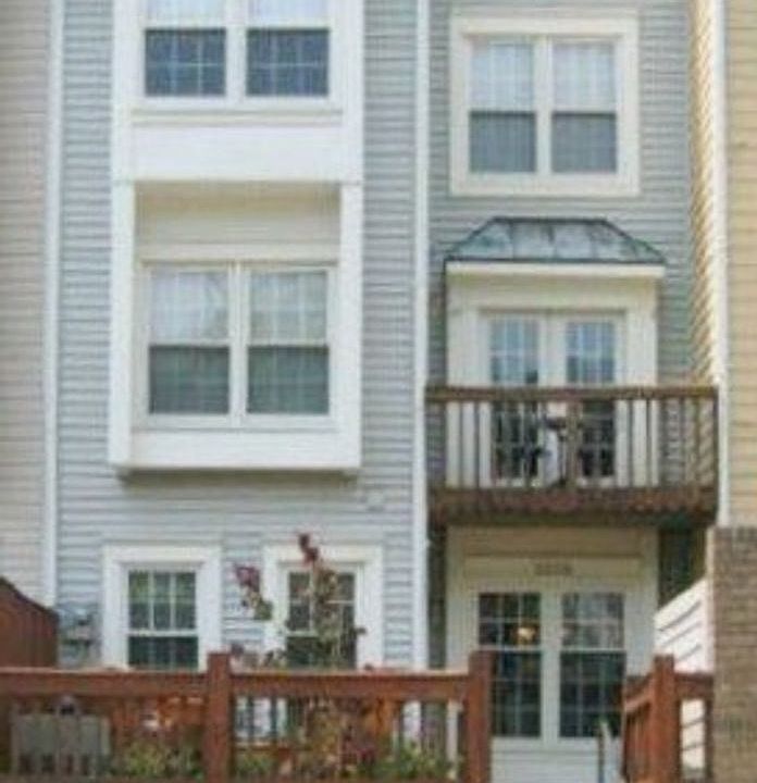 1st image of 6006 Chestnut Hollow Ct