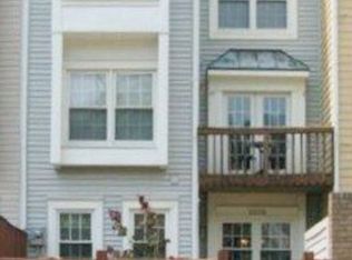 6006 Chestnut Hollow Ct, Centreville, VA 20121