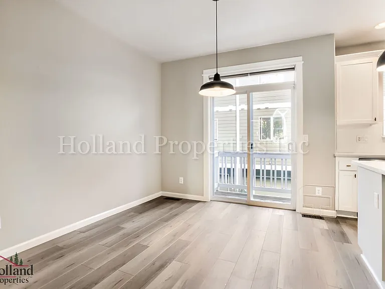 16028 SW Gage Ln — Photo 6