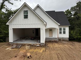 2535 Leaning Tree Ln, Chattanooga, TN 37415