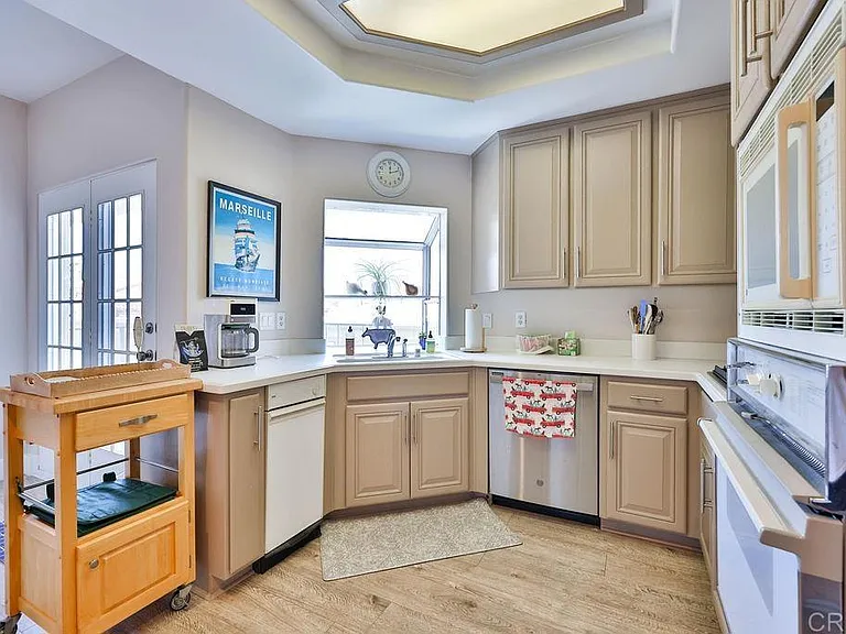 229 Orange Ave #3 — Photo 22