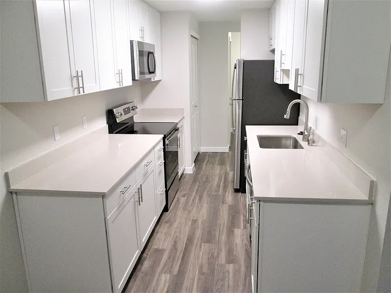 Willow One Bedroom One Bath Kitchen