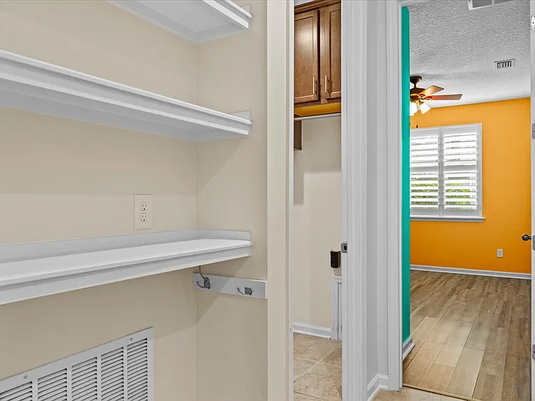 1201 E Redrock Ridge Ave — Photo 11