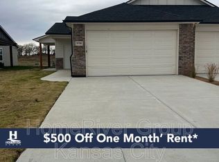 5758 E Bristol St, Wichita, KS 67220