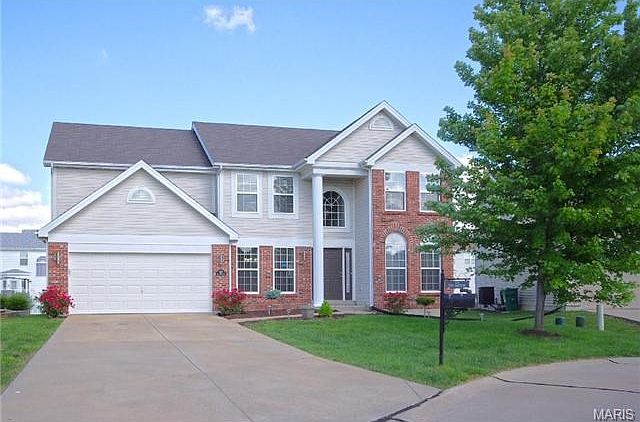 1st image of 120 Jost Manor Dr