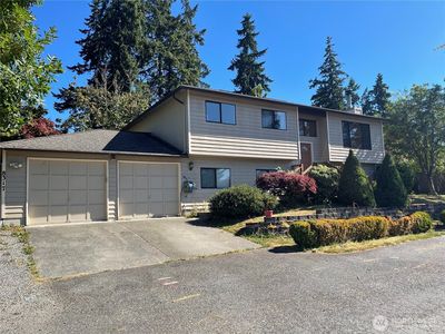 8317 NE 162nd Place, Kenmore, WA, 98028
