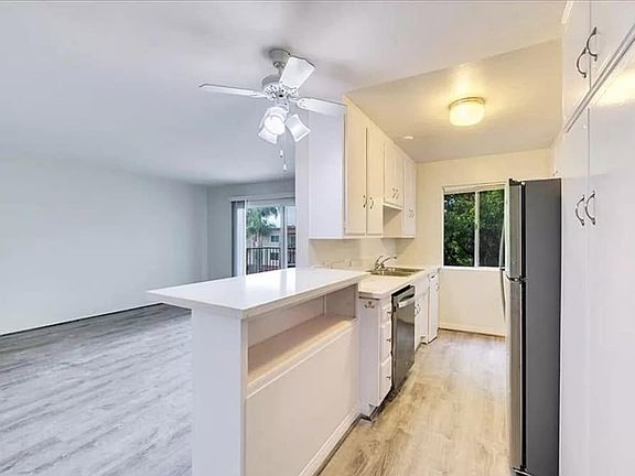 2nd image of 400 N Acacia Ave #D
