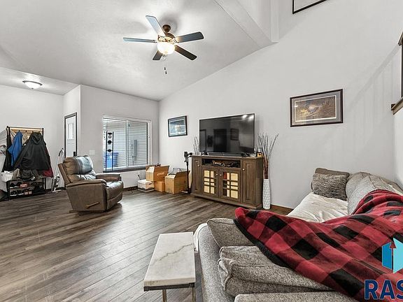 2nd image of 6164 S Alki Pl