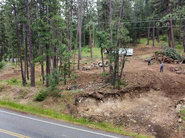 18062 W Riverview Dr, Post Falls, ID 83854