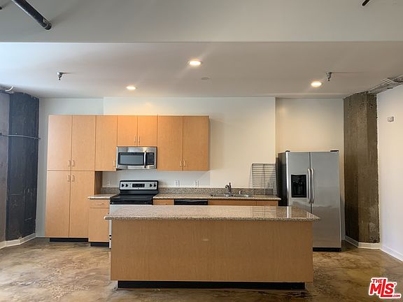 2nd image of 711 S Olive St APT 314