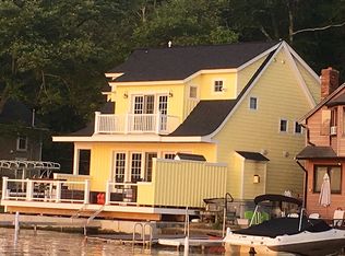 230 Eastside Rd, Wrentham, MA 02093