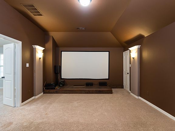5th image of 212 Anna Ave
