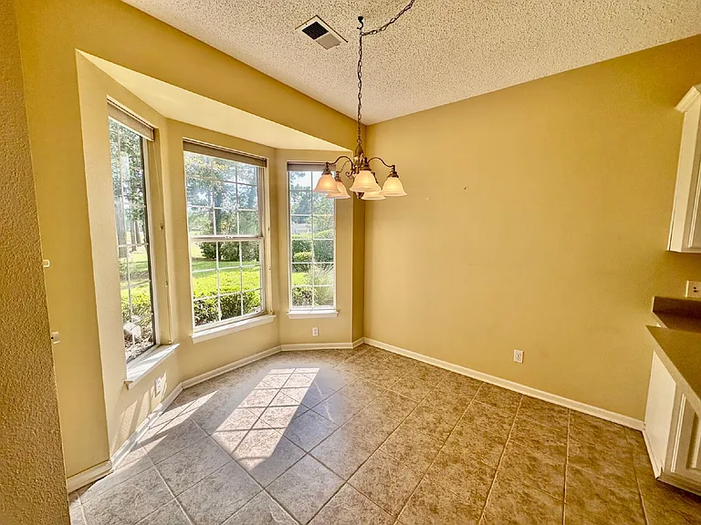 39 Tallow Dr — Photo 13