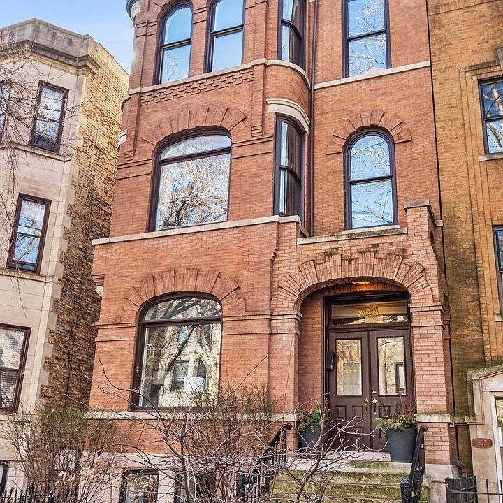 1st image of 823 W Newport Ave #2