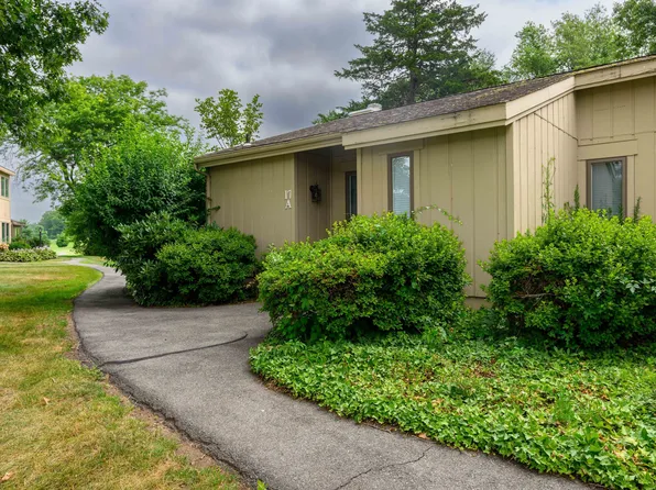 17 Pilgrim Harbor #A, Wallingford, CT 06492