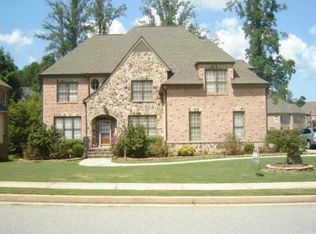 1051 Heathchase Dr, Suwanee, GA 30024