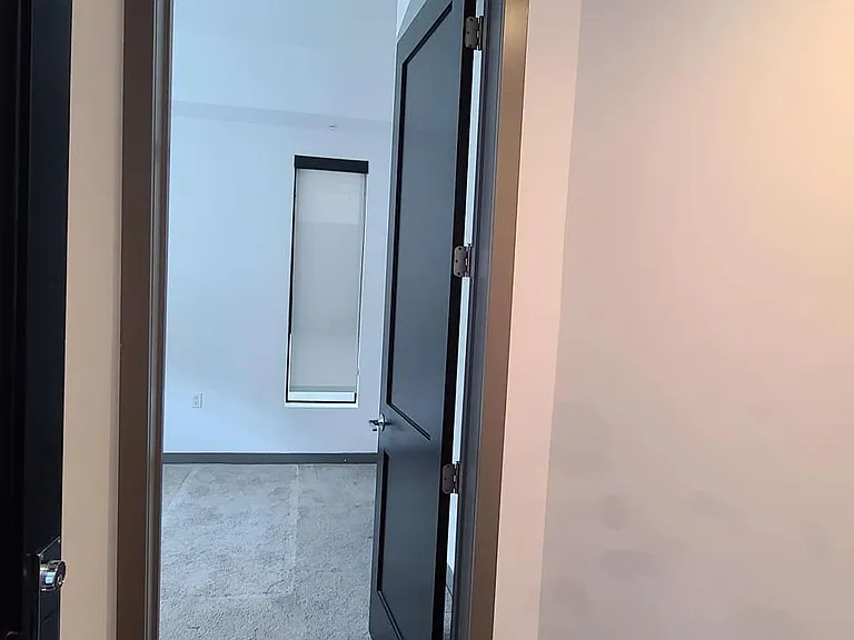 644 N Hobart Blvd — Photo 34