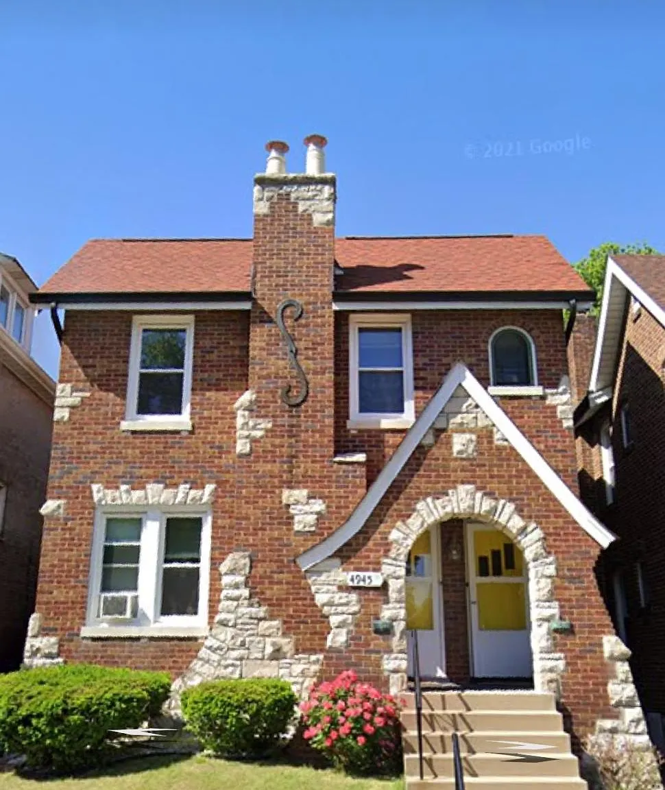 4945 Devonshire Ave — Photo 1