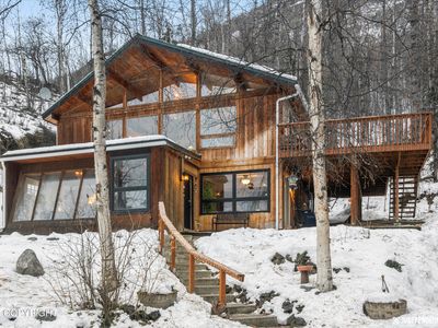 23061 Glacier View Dr, Eagle River, AK, 99577