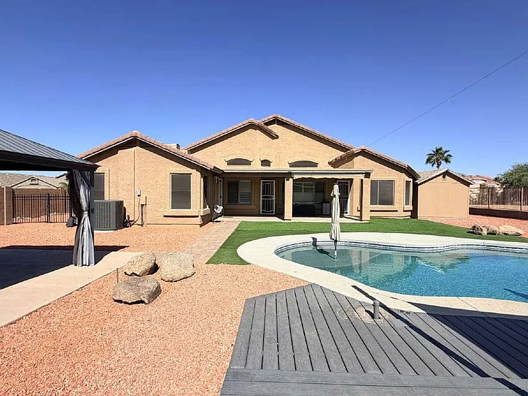 21756 N Reis Dr — Photo 13