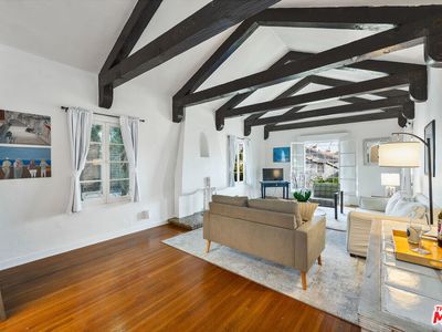 163 N Arnaz Dr, Beverly Hills, CA, 90211