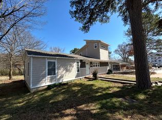 1384 S Van Buren Ave, Fayetteville, AR 72701