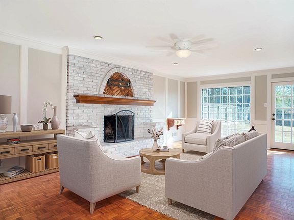 2nd image of 7861 Elm Leaf Dr
