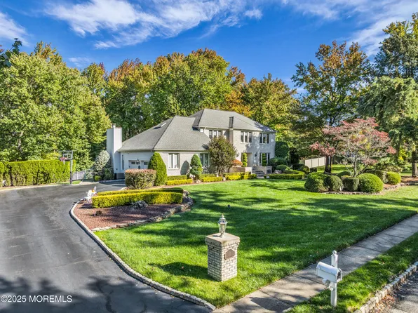 7 Red Coach Lane, Holmdel, NJ 07733