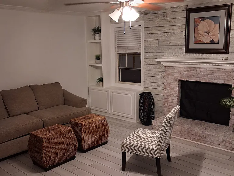 1072 Westfield Trce SE — Photo 2