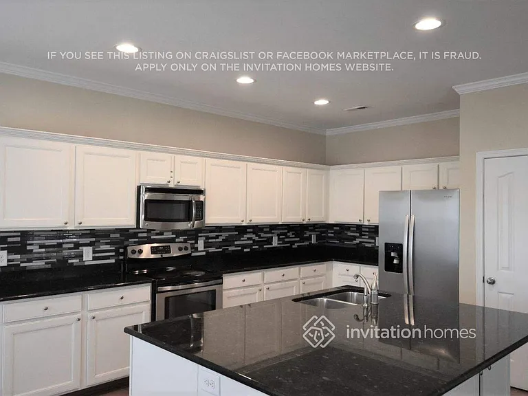 1267 Folkstone Ridge Ln — Photo 5