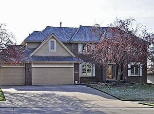 17107 P St, Omaha, NE 68135