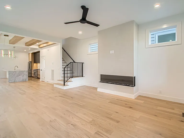 623B Eastboro Dr — Photo 10