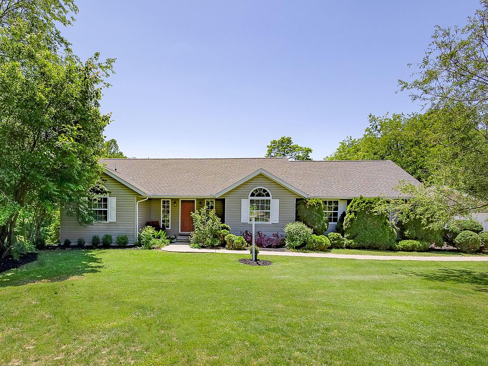 1st image of 13241 Rolling Hills Ct