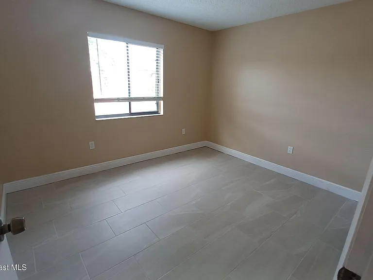 196 San Juan Cir — Photo 40
