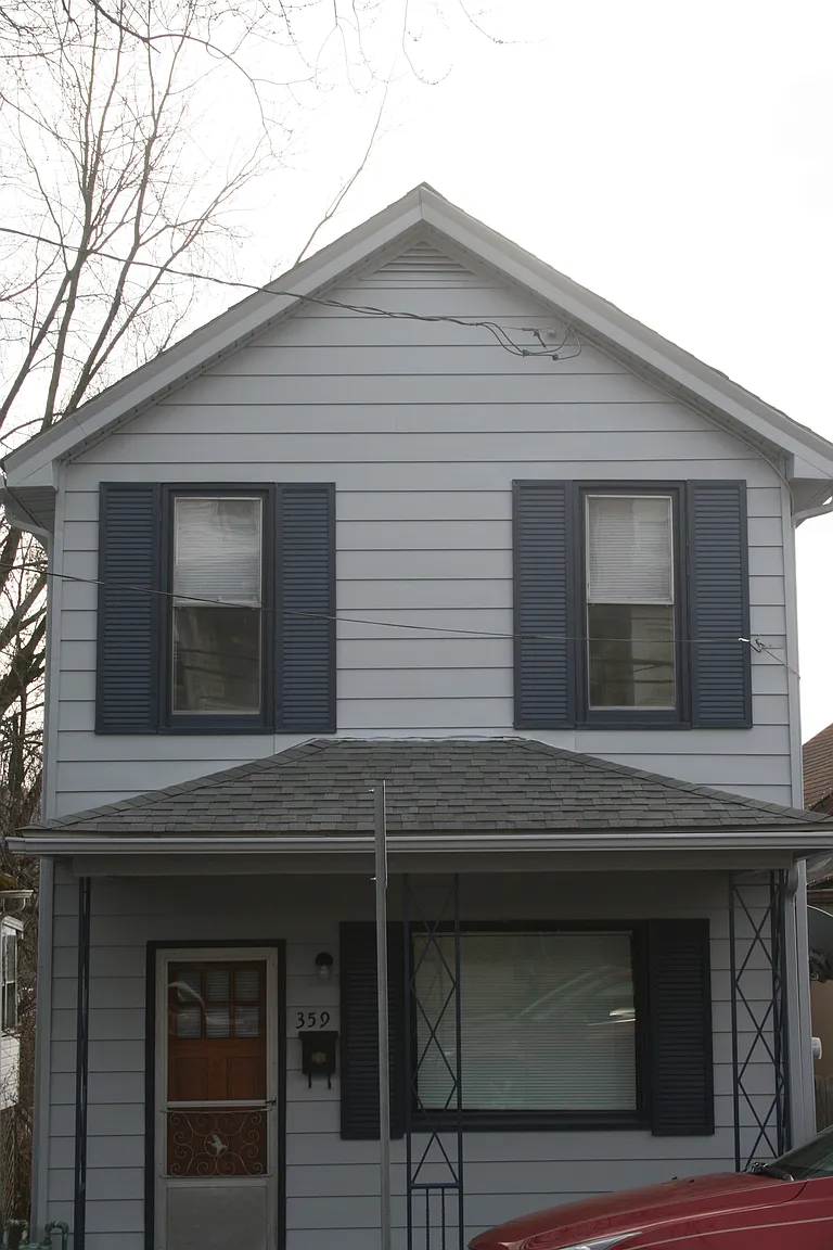 359 W 8th Ave photo 1