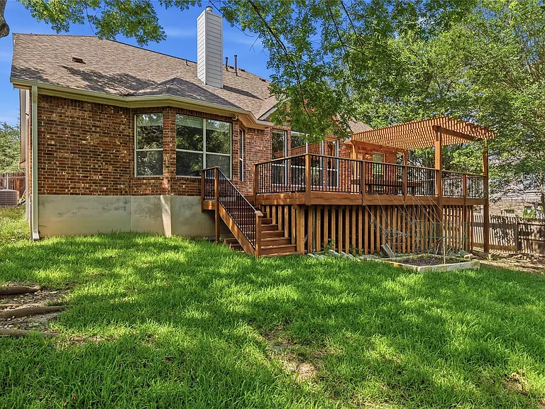 10329 Kilmarnock Dr — Photo 30
