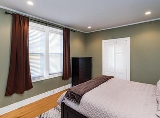 493 Auburn St #3E, Auburndale, MA 02466