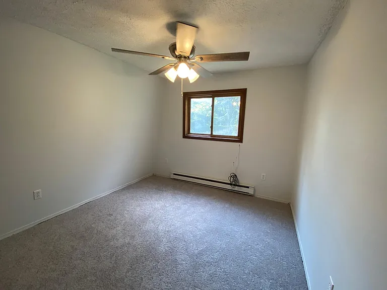 1238 Winding Way — Photo 20
