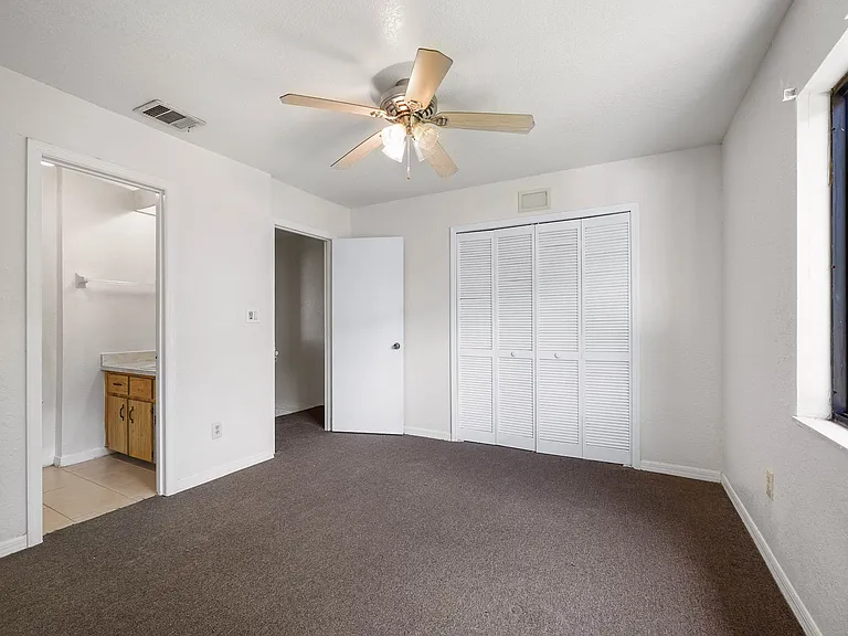 12062 Tift Cir — Photo 19