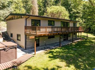 21625 SW Johnson Rd, West Linn, OR 97068