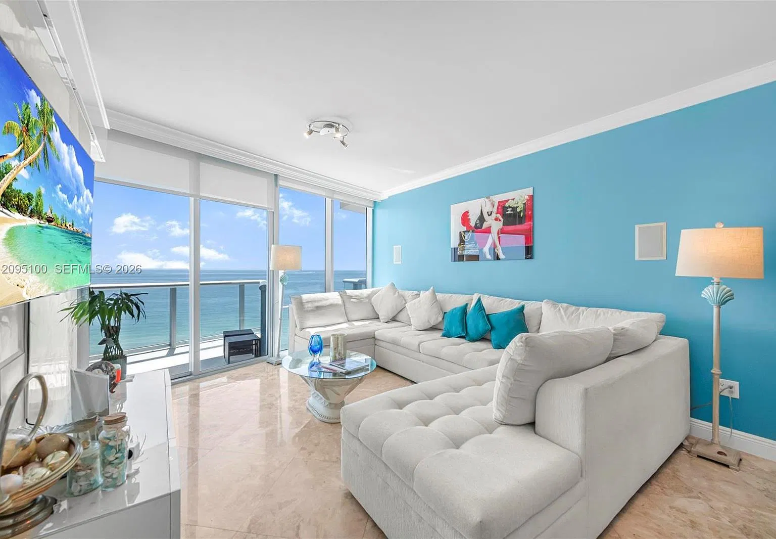 Jade Beach Condo — Photo 3