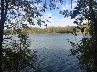 18148 W River Rd, Bowling Green, OH 43402