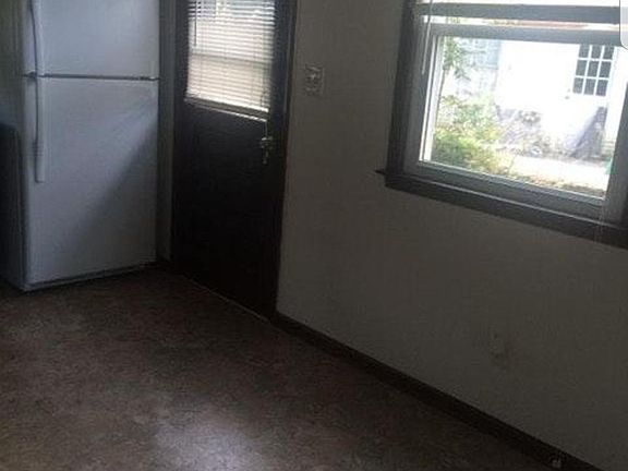 5th image of 336 Ewell Ln