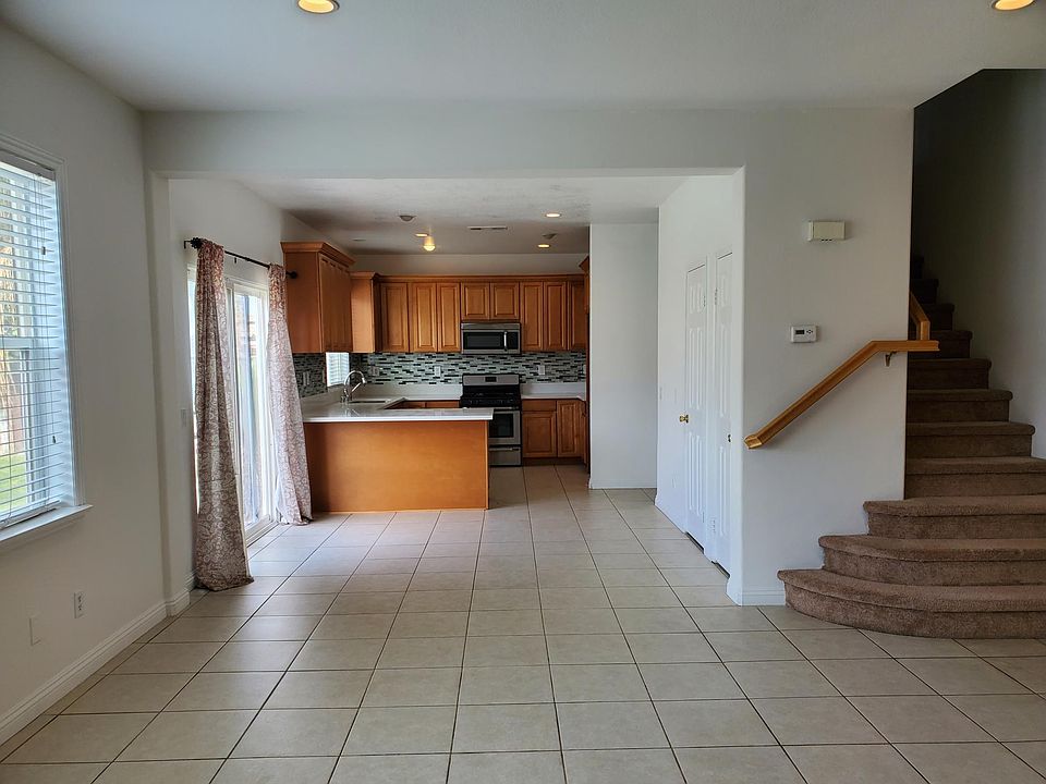 1st image of 22213 Sweetgum Ave