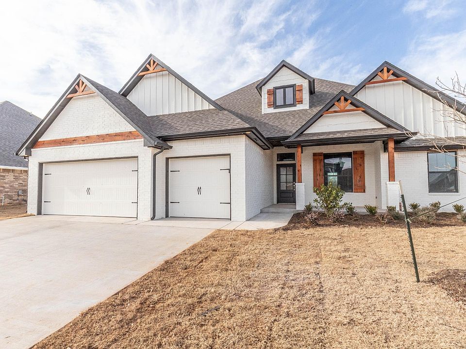 Homes by Taber Poppey Half Bath Floor Plan-12409 Pinewood Lane